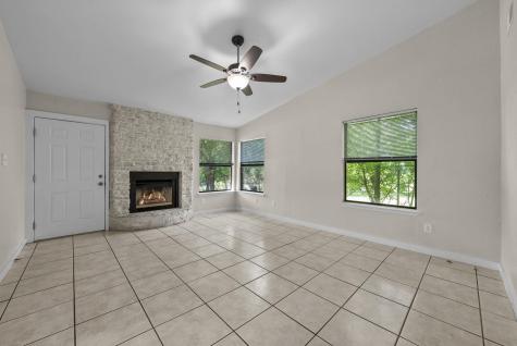 617 Aspen Cottonwood Shores TX 78657