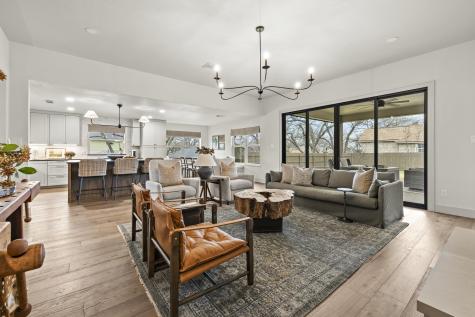 270 Chaparral Street Meadowlakes TX 78654