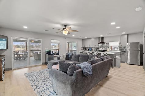 2028 Williams Lakeshore Kingsland TX 78639