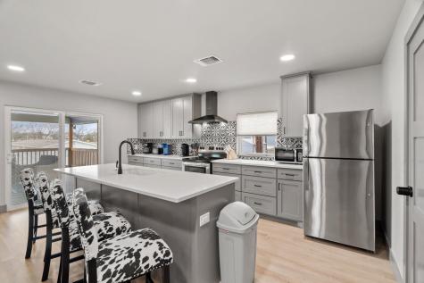 2028 Williams Lakeshore Kingsland TX 78639