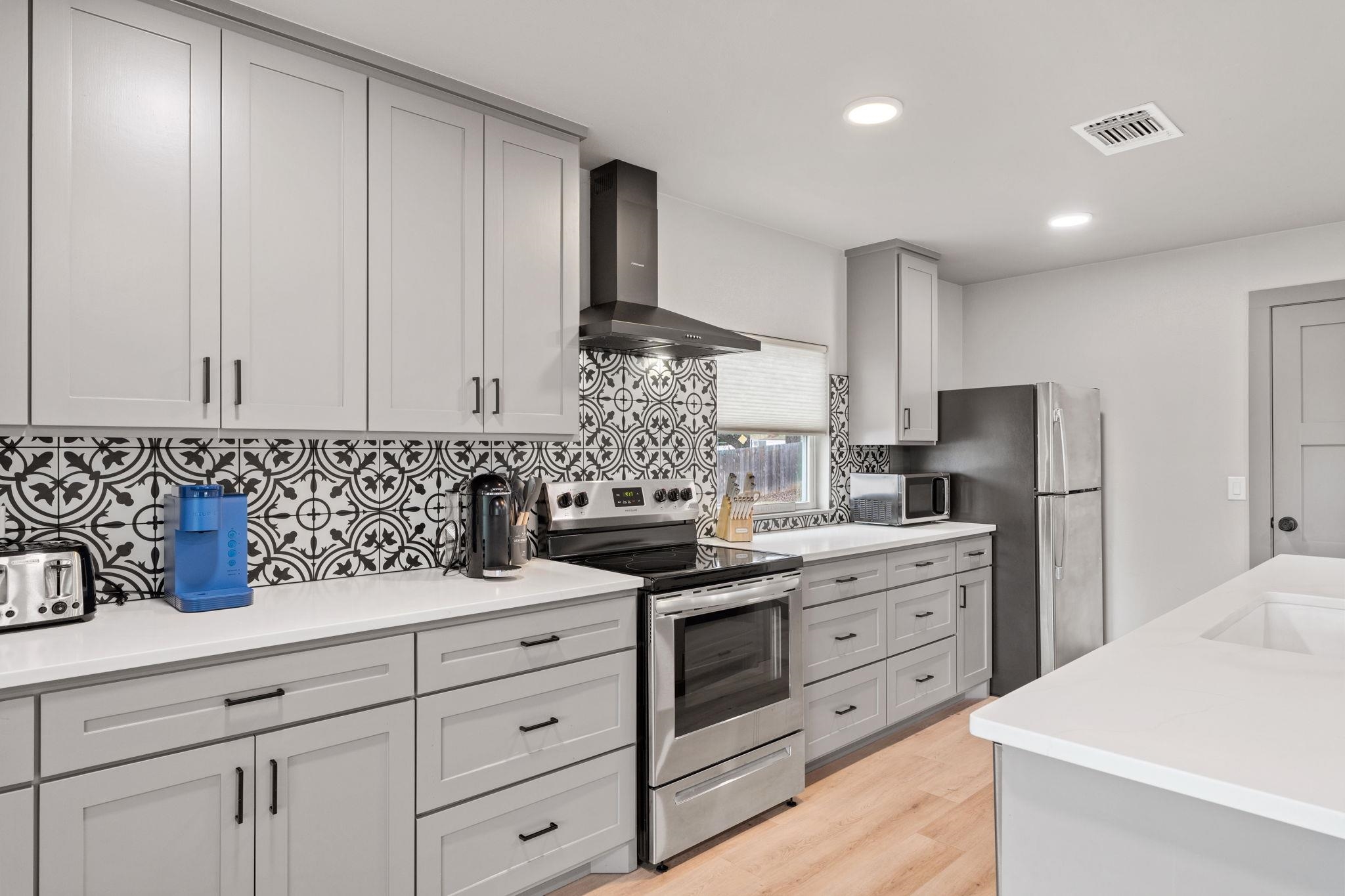 2028 Williams Lakeshore Kingsland TX 78639