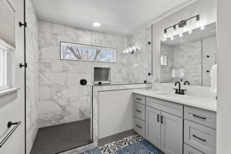2028 Williams Lakeshore Kingsland TX 78639