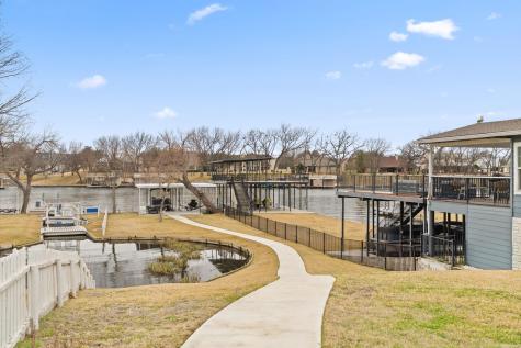 2028 Williams Lakeshore Kingsland TX 78639