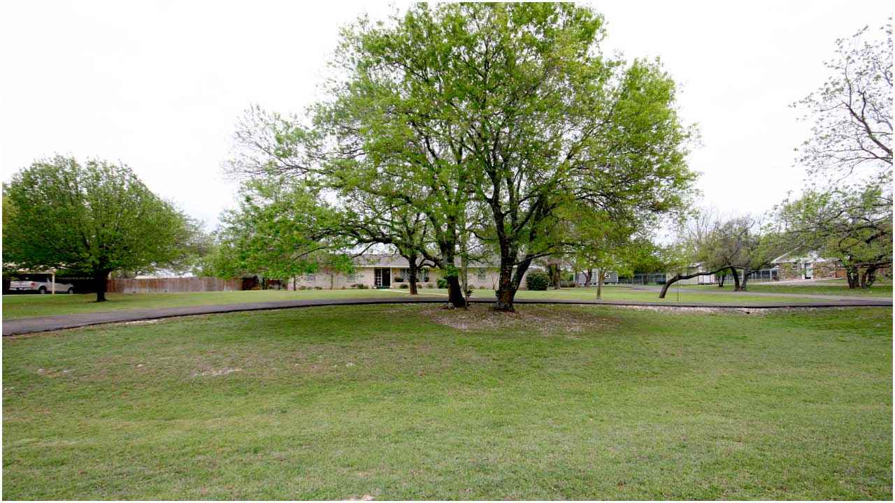 6 Chris James Avenue Lampasas TX 76550
