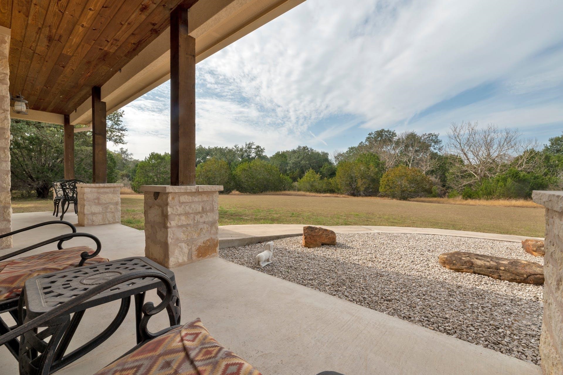 105 Flowing Springs Trail Spicewood TX 78669
