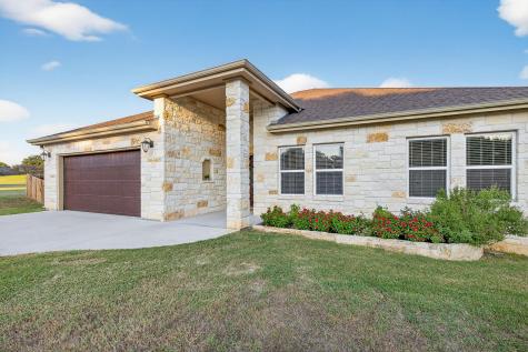 237 Meadowlakes Drive Meadowlakes TX 78654