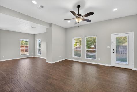 237 Meadowlakes Drive Meadowlakes TX 78654