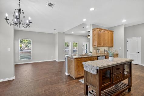 237 Meadowlakes Drive Meadowlakes TX 78654