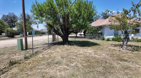 304 N Oak Richland Springs TX 76871