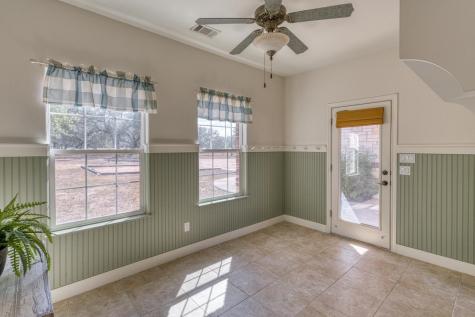 1050 Twisted Oak Horseshoe Bay TX 78657