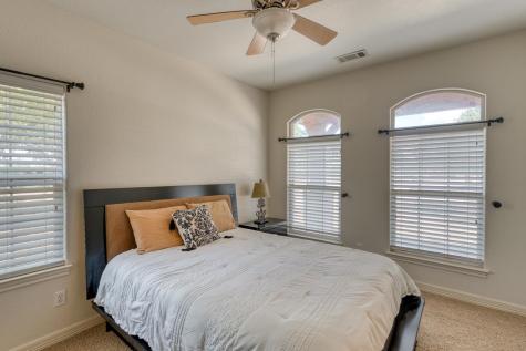 1050 Twisted Oak Horseshoe Bay TX 78657