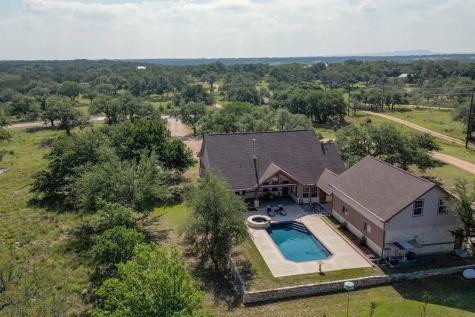 1050 Twisted Oak Horseshoe Bay TX 78657