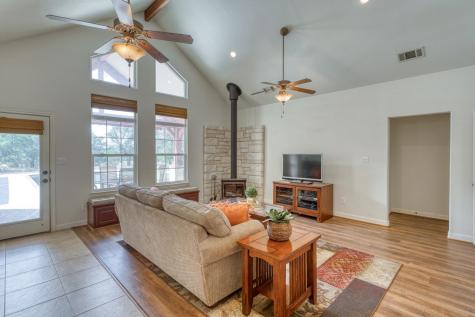 1050 Twisted Oak Horseshoe Bay TX 78657