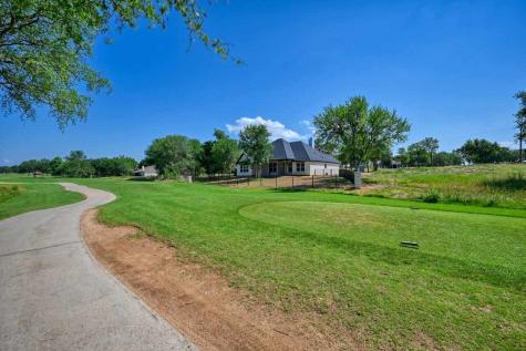 101 Eagle Point Drive Kingsland TX 78639
