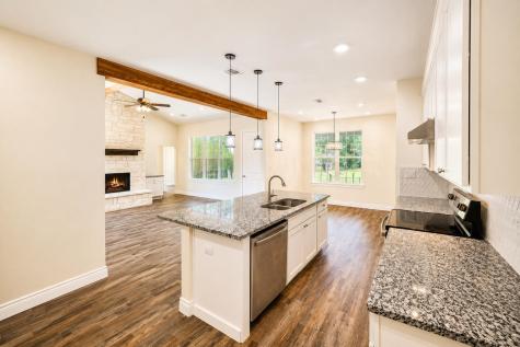 101 Eagle Point Drive Kingsland TX 78639