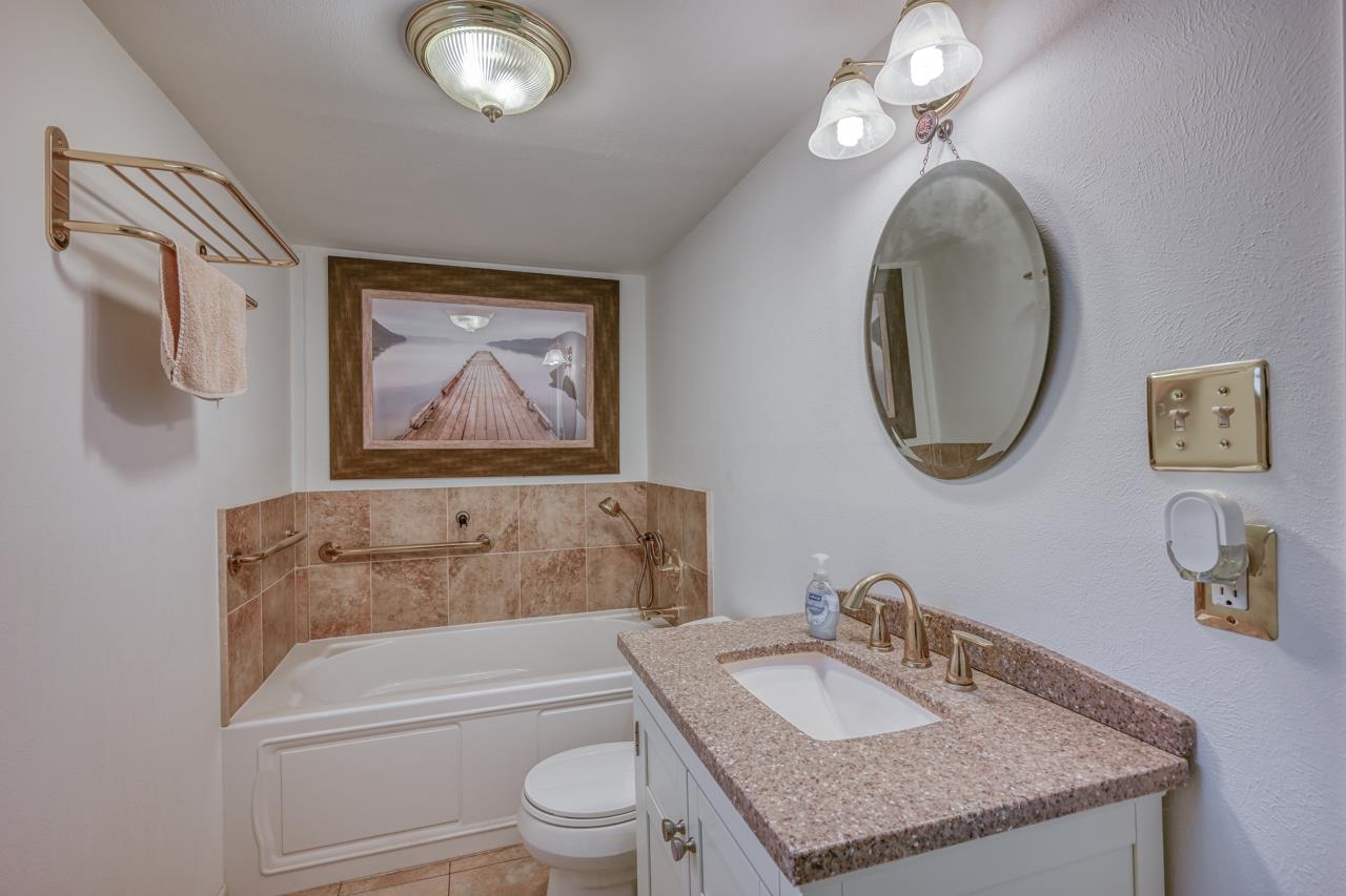 122 Ridge Drive Spicewood TX 78669