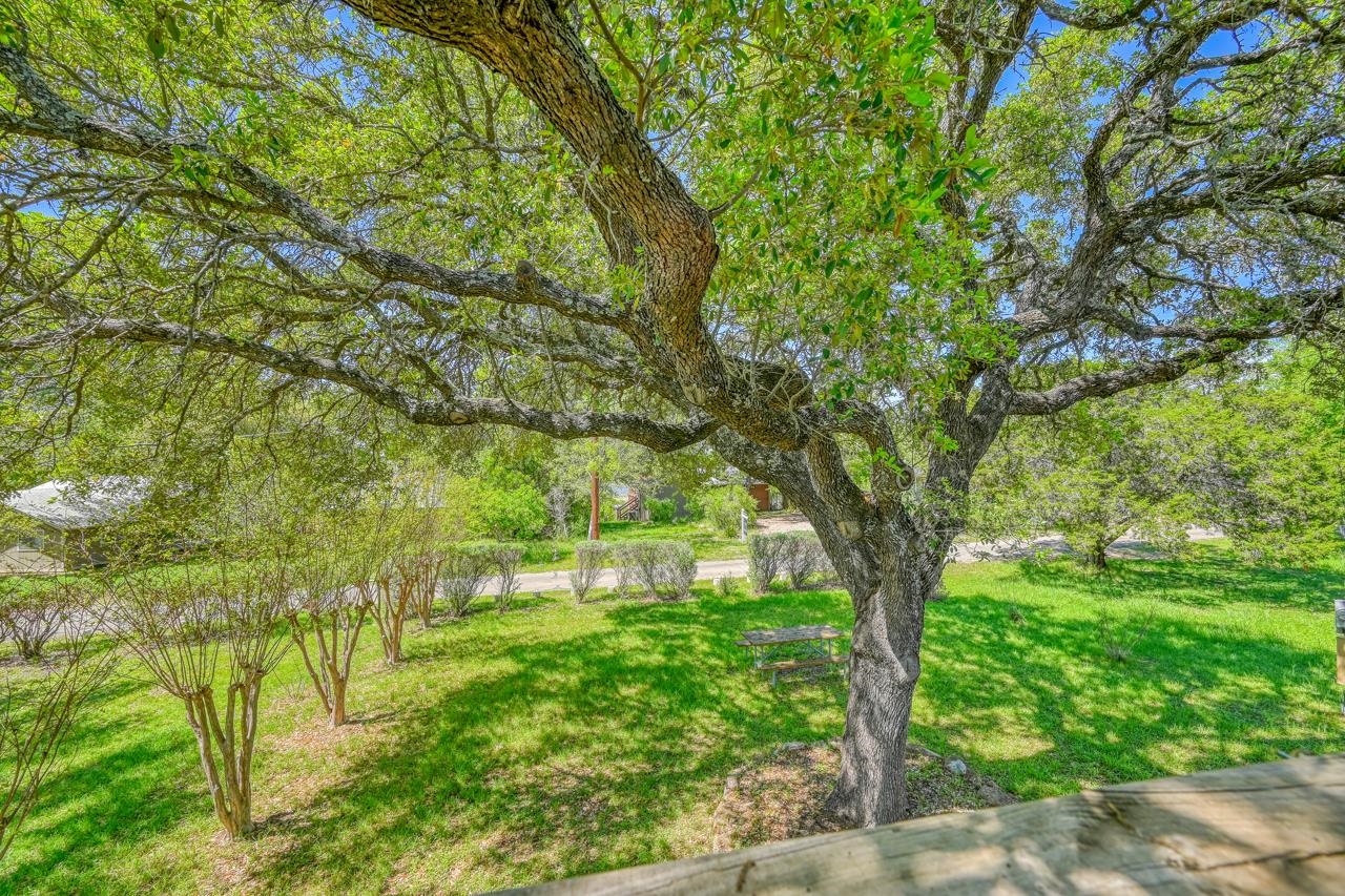 122 Ridge Drive Spicewood TX 78669