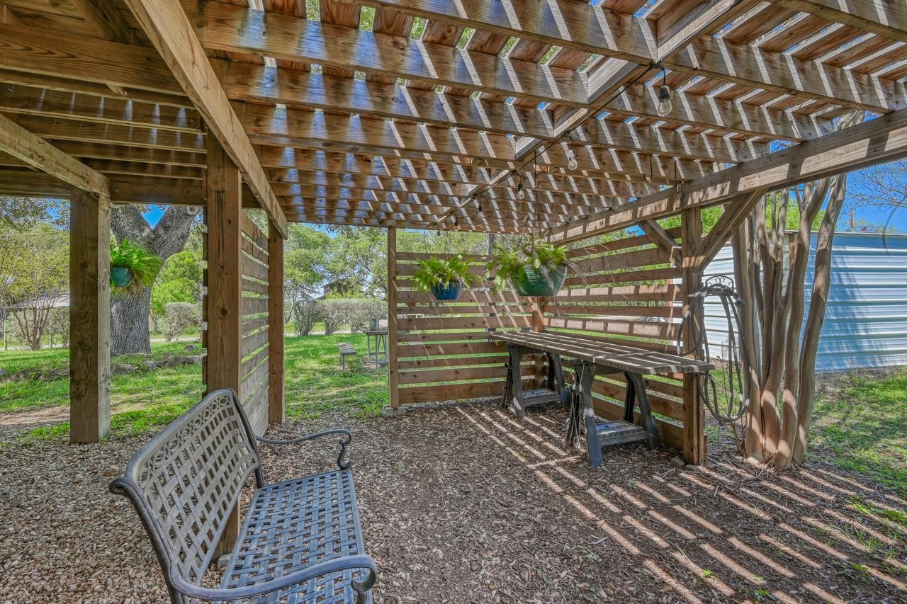 122 Ridge Drive Spicewood TX 78669