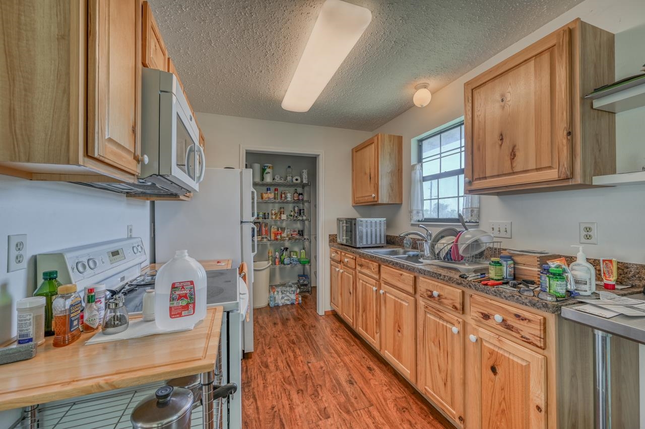 122 Ridge Drive Spicewood TX 78669