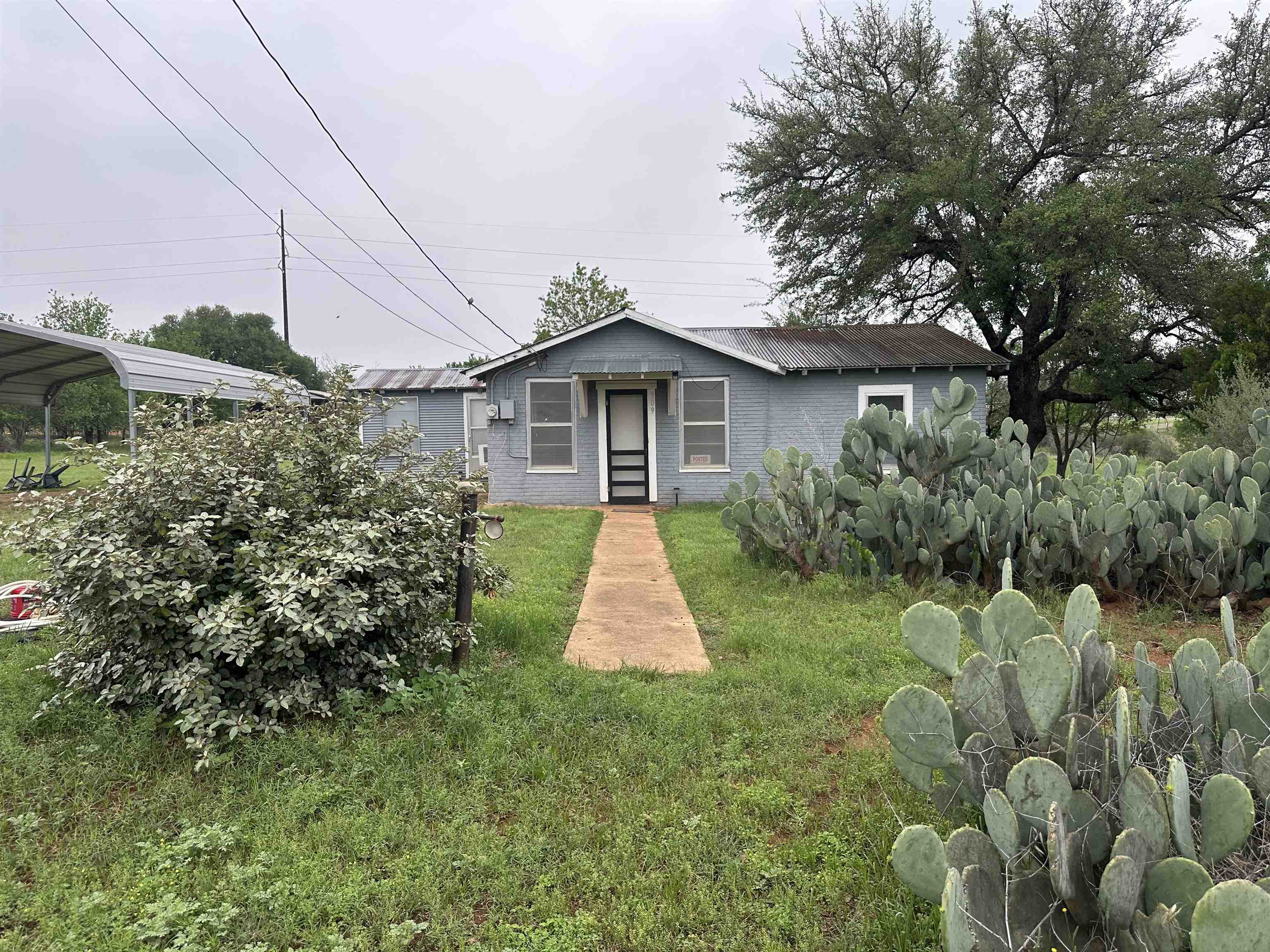 509 E Austin Llano TX 78643