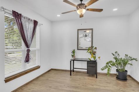 1899 Viewcrest Granite Shoals TX 78654