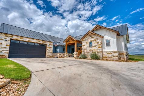 112 Legendary Estates Drive Kingsland TX 78639