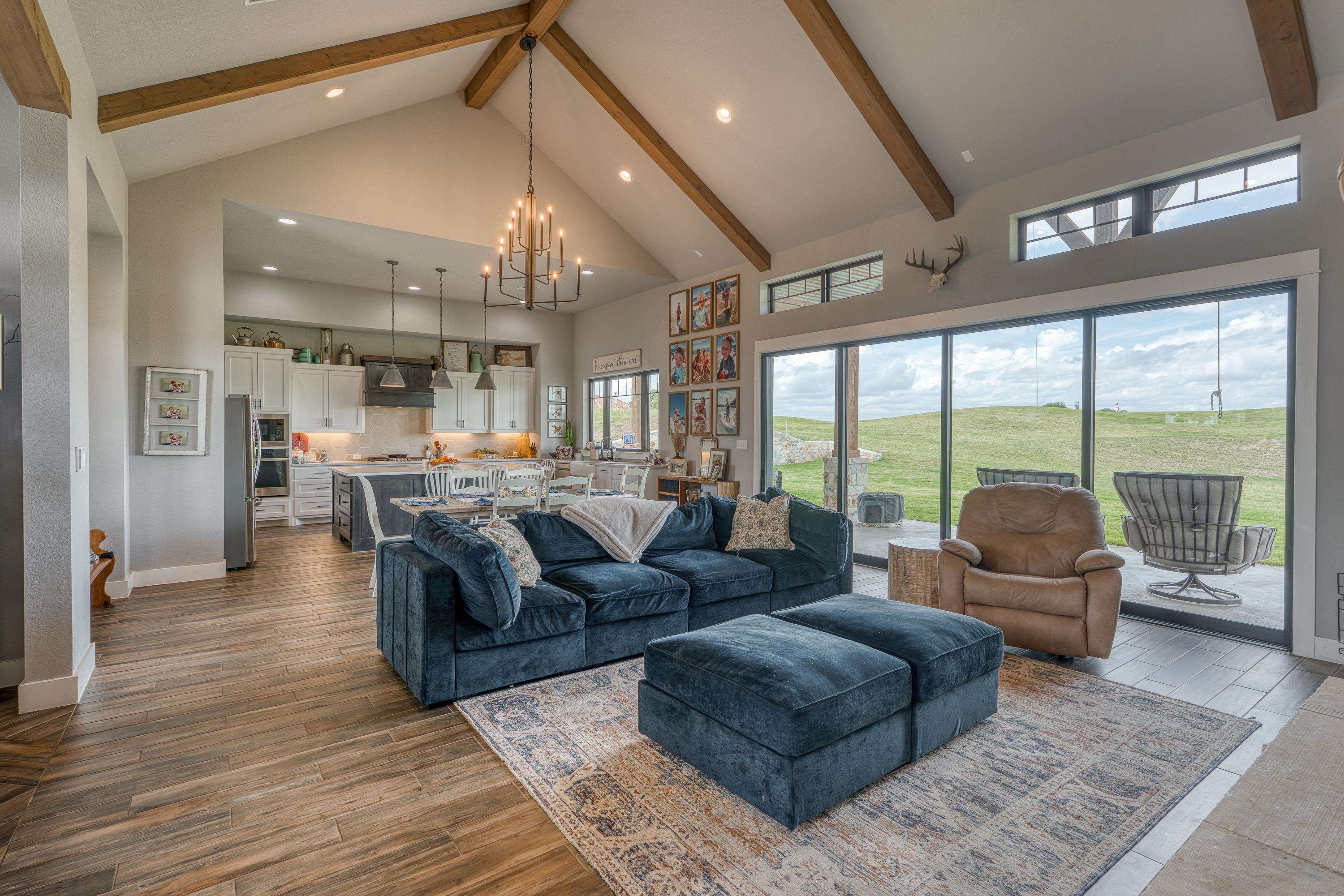 112 Legendary Estates Drive Kingsland TX 78639