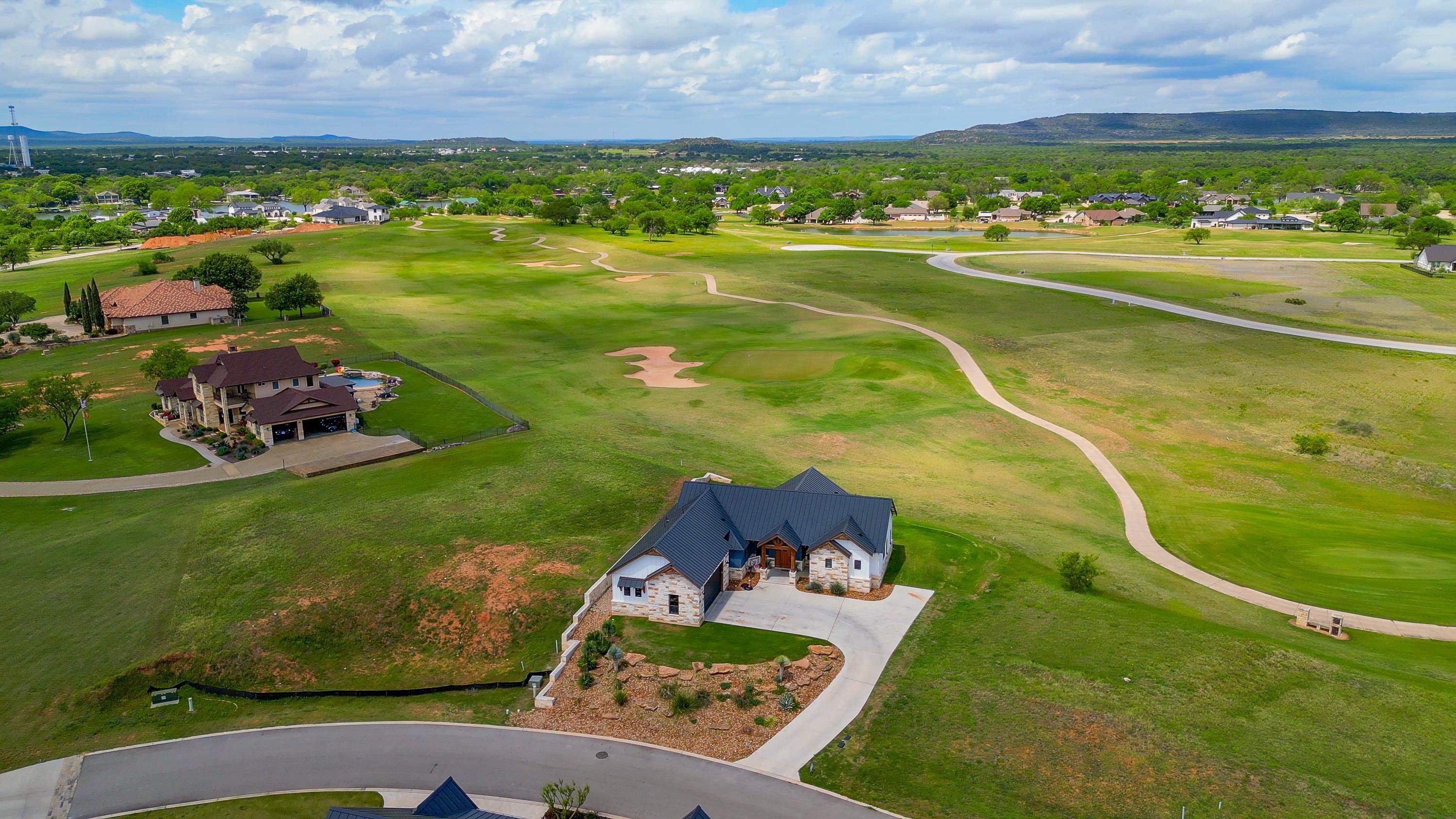 112 Legendary Estates Drive Kingsland TX 78639