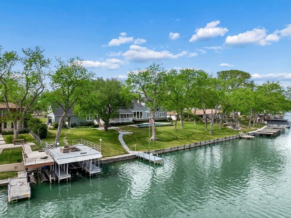 2319 Terminal Loop Drive Mcqueeney TX 78123