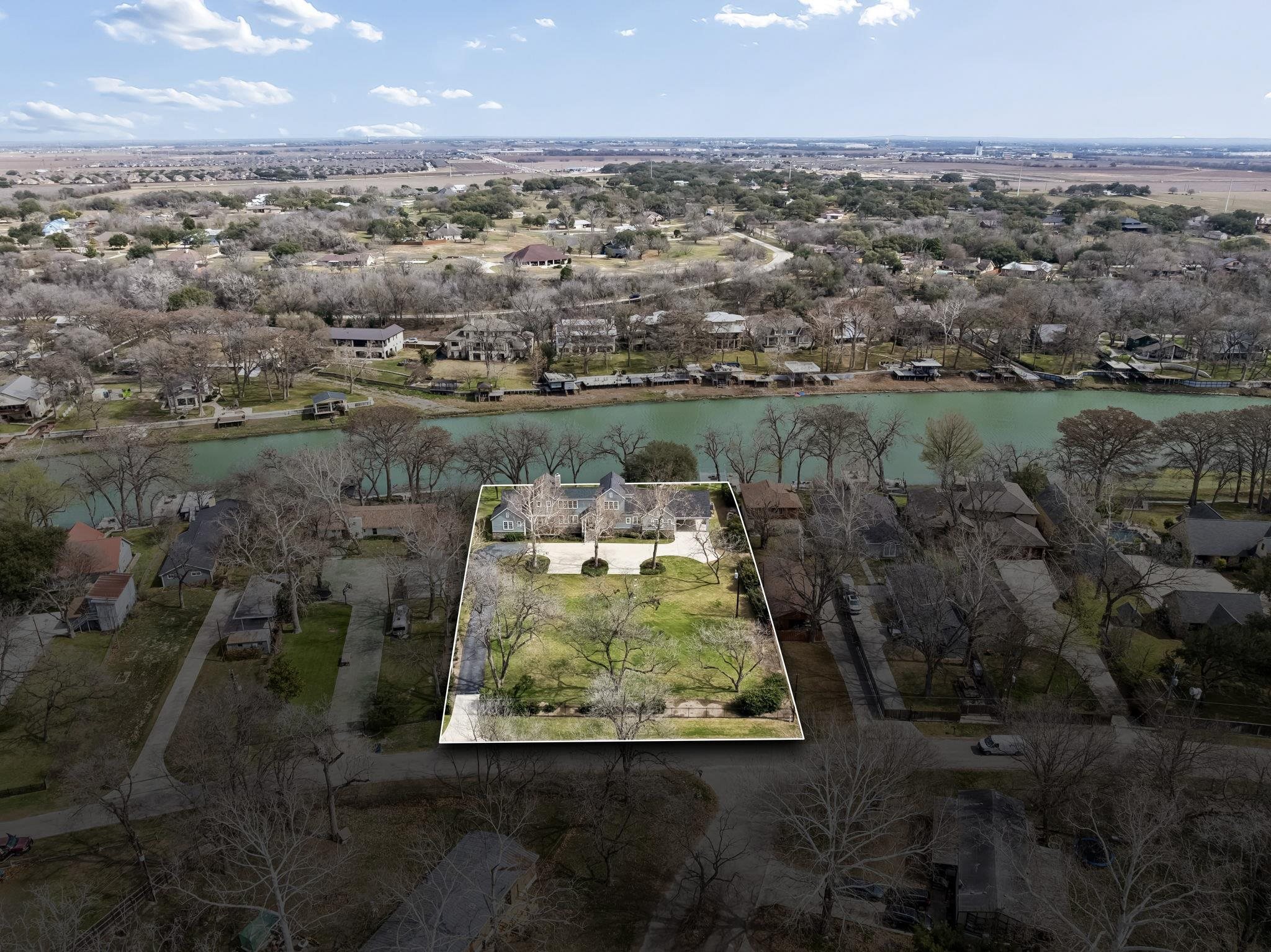 2319 Terminal Loop Drive Mcqueeney TX 78123