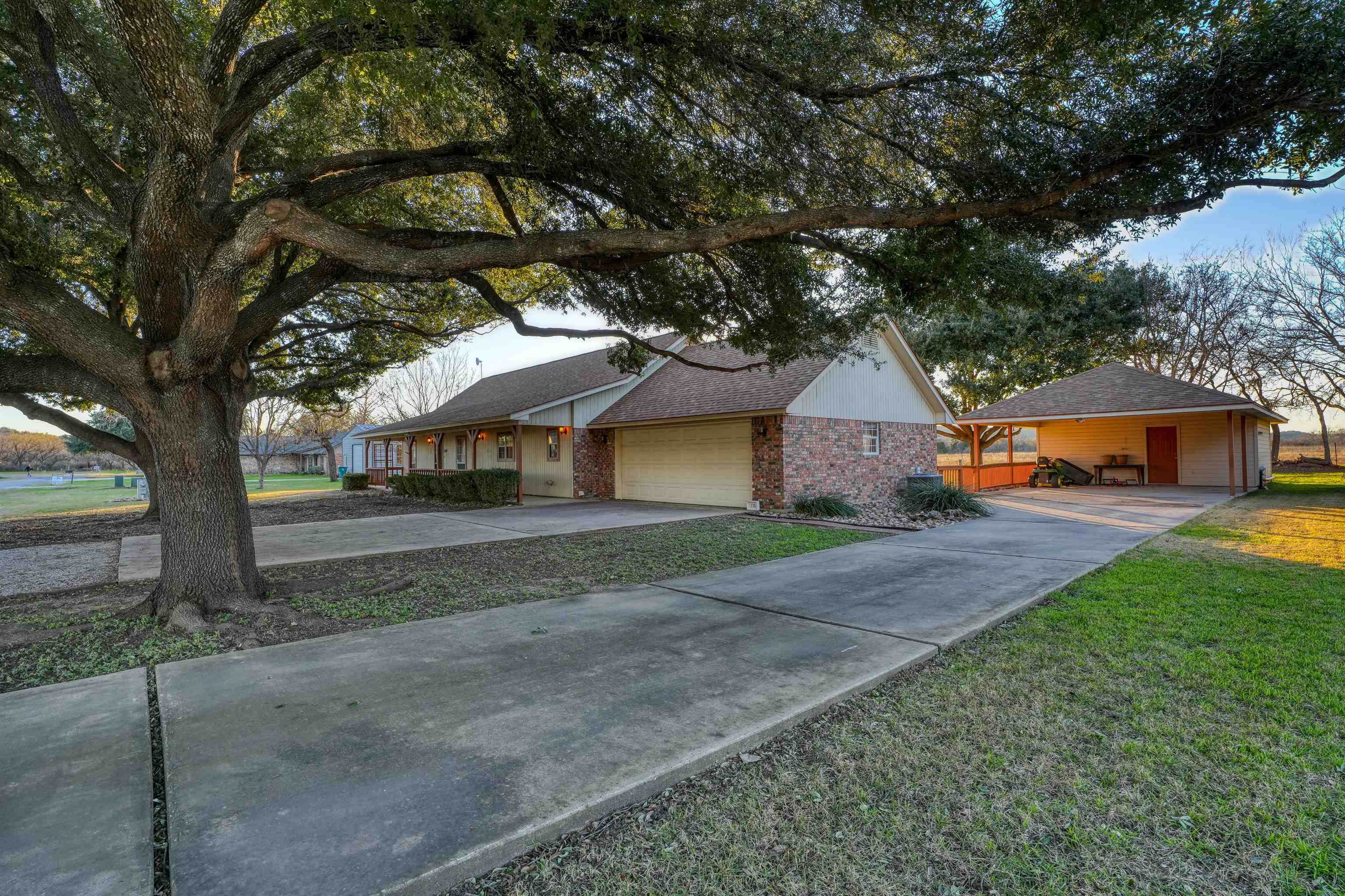 235 White Brush Drive Kingsland TX 78639