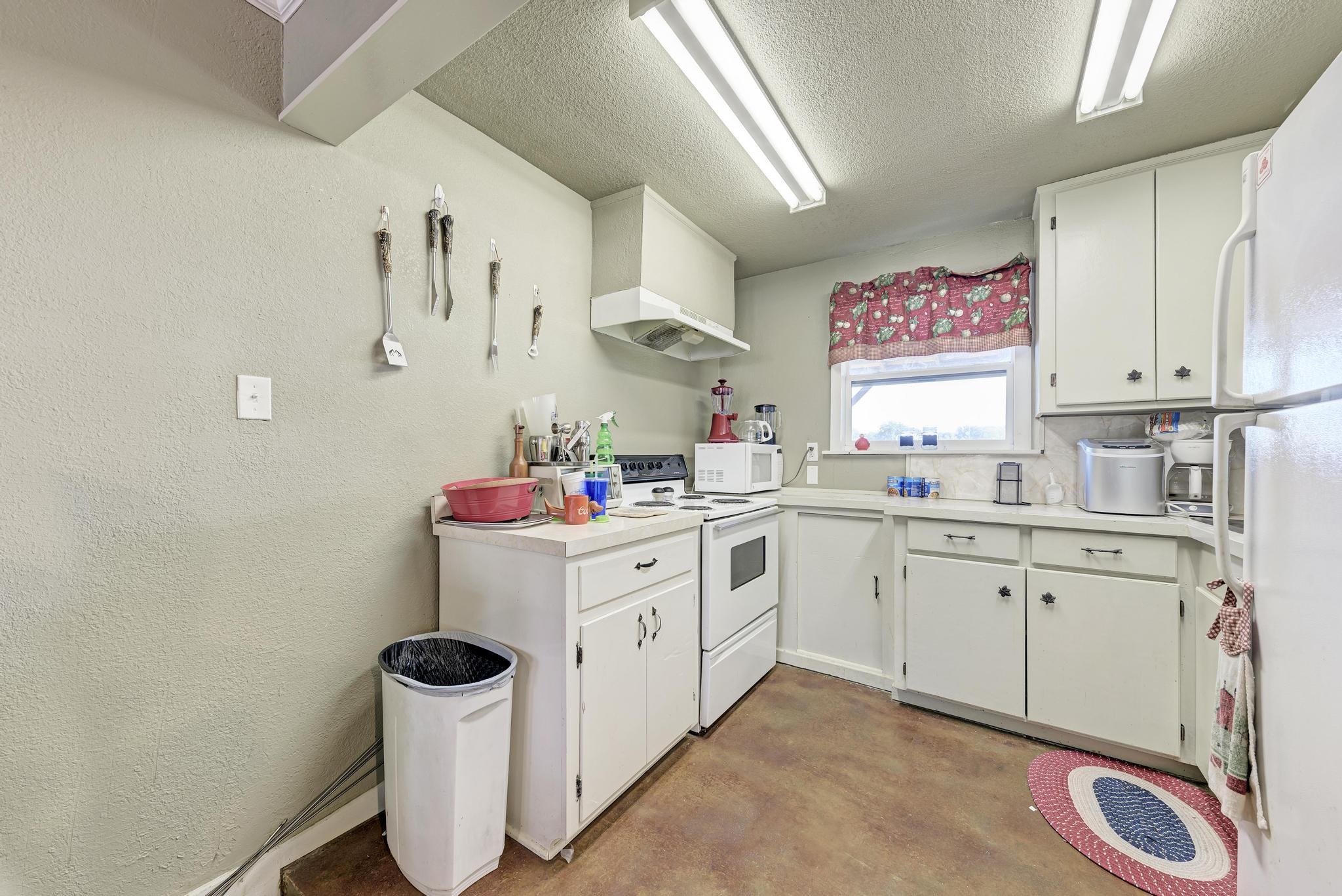 616 Sandy Harbor Drive Drive Horseshoe Bay TX 78657