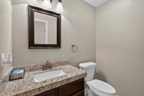 212 Knights Row Cottonwood Shores TX 78657