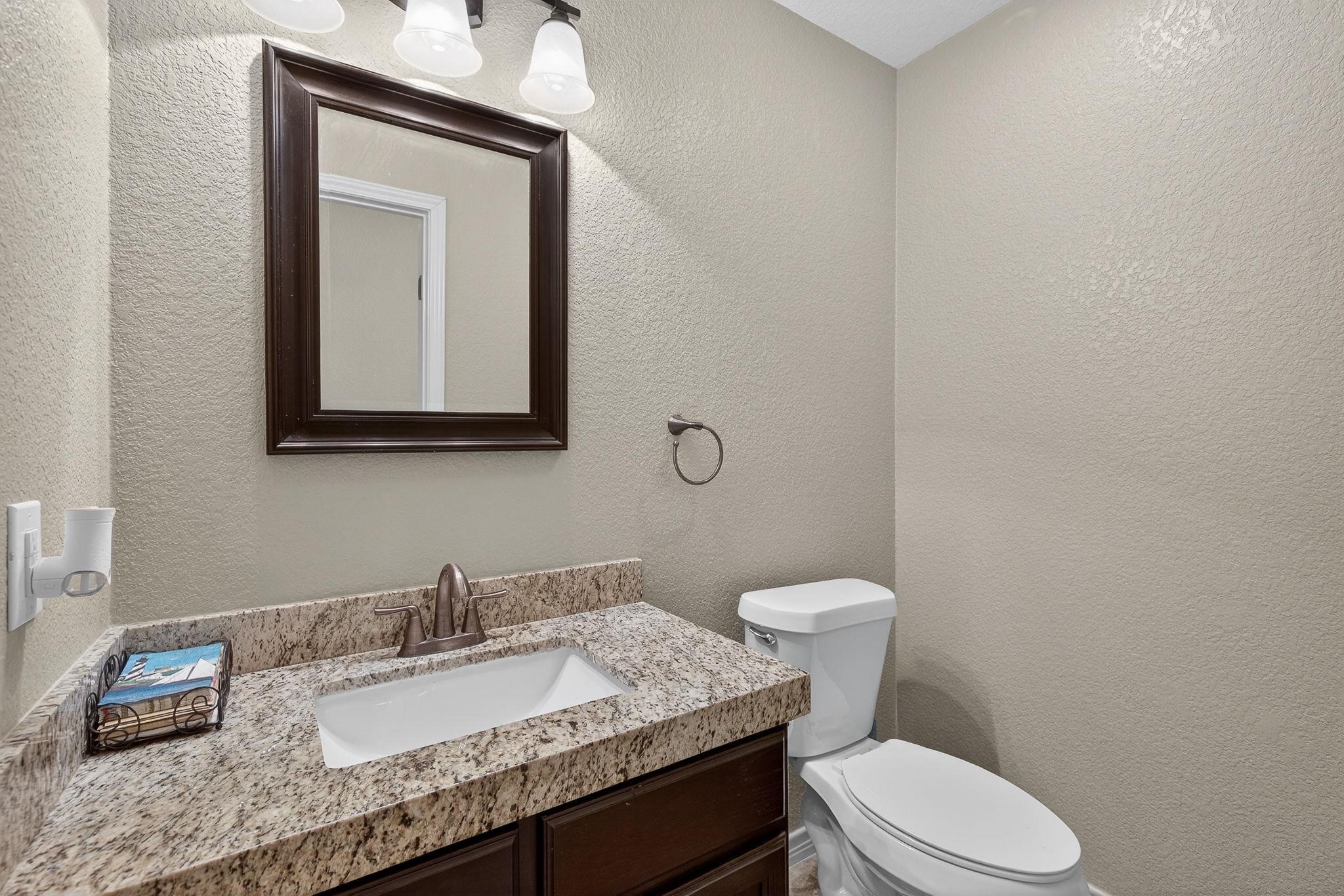 212 Knights Row Cottonwood Shores TX 78657