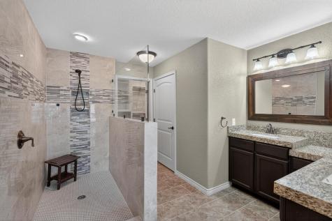 212 Knights Row Cottonwood Shores TX 78657