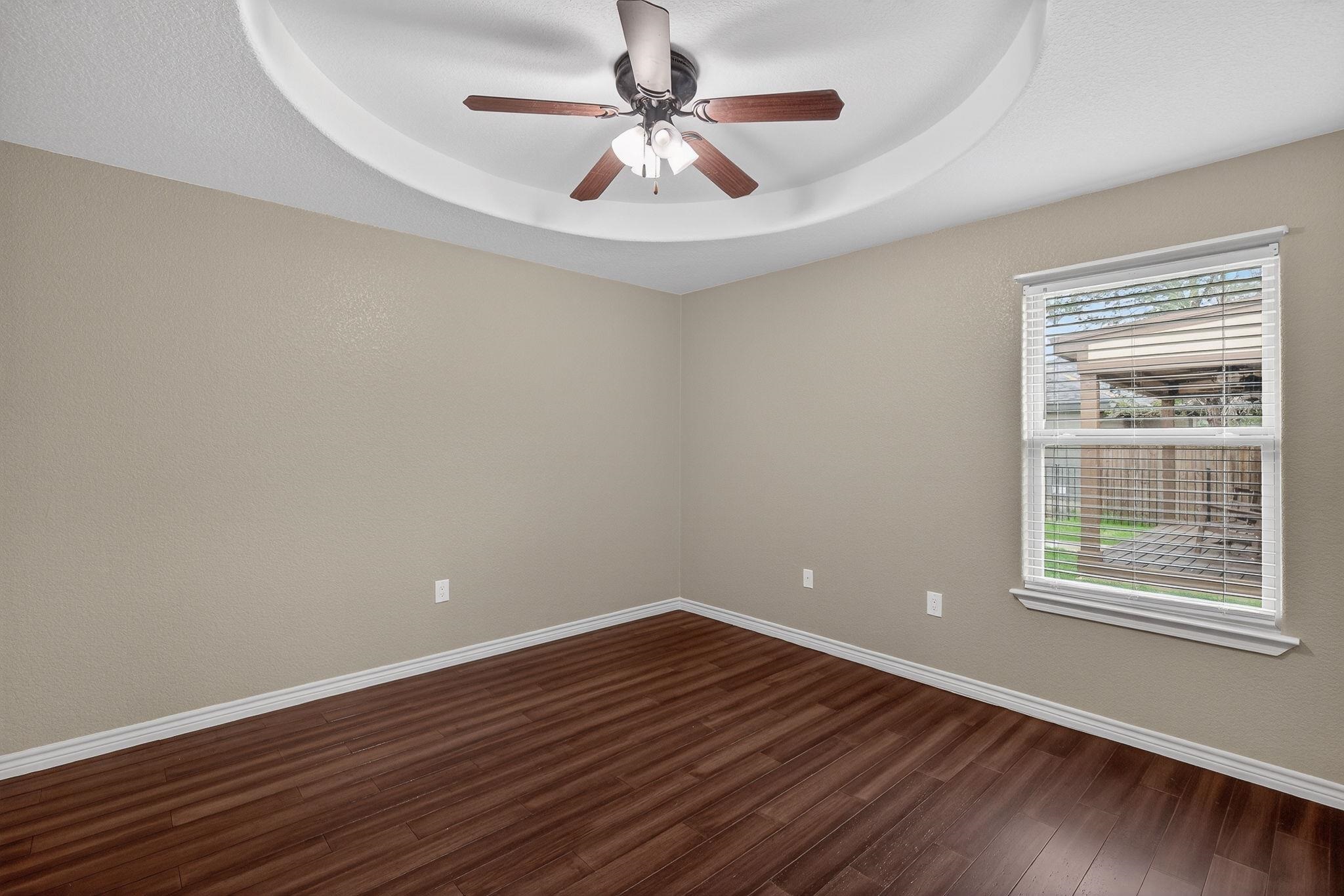 212 Knights Row Cottonwood Shores TX 78657