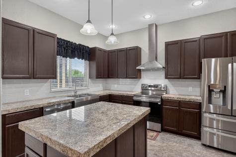 212 Knights Row Cottonwood Shores TX 78657