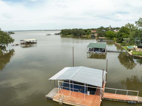 214 Island Lodges Drive Buchanan Dam TX 78609