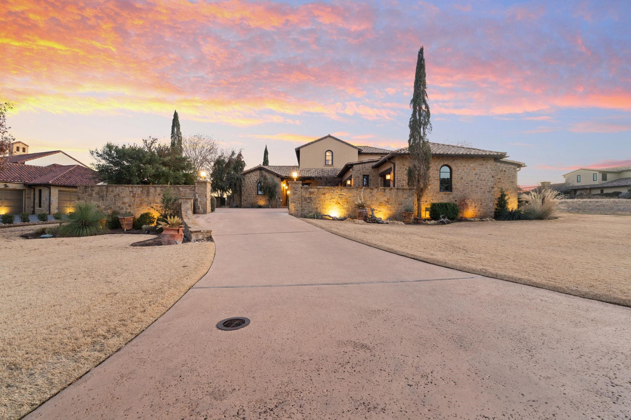 450 La Serena Loop Horseshoe Bay TX 78657