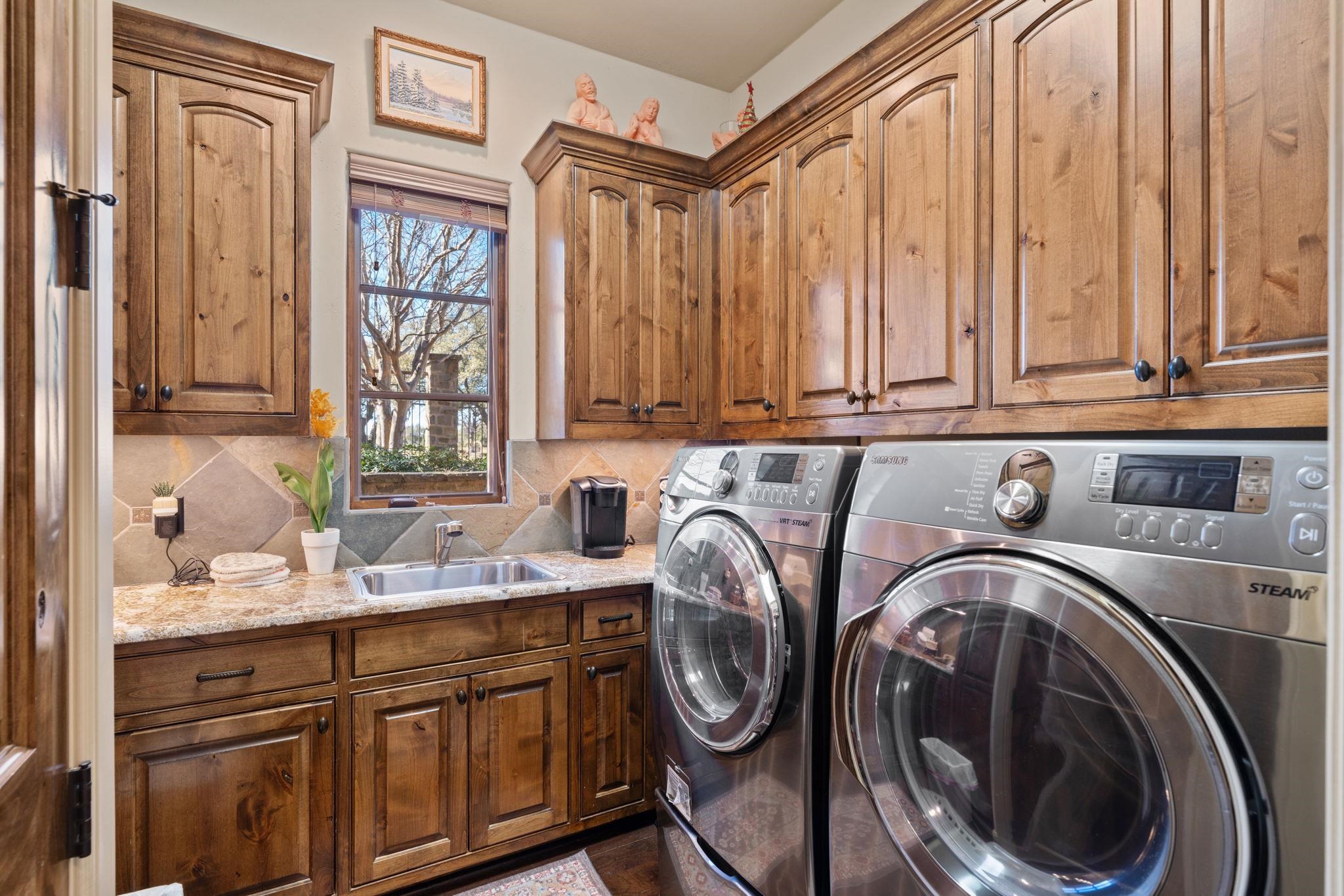 450 La Serena Loop Horseshoe Bay TX 78657