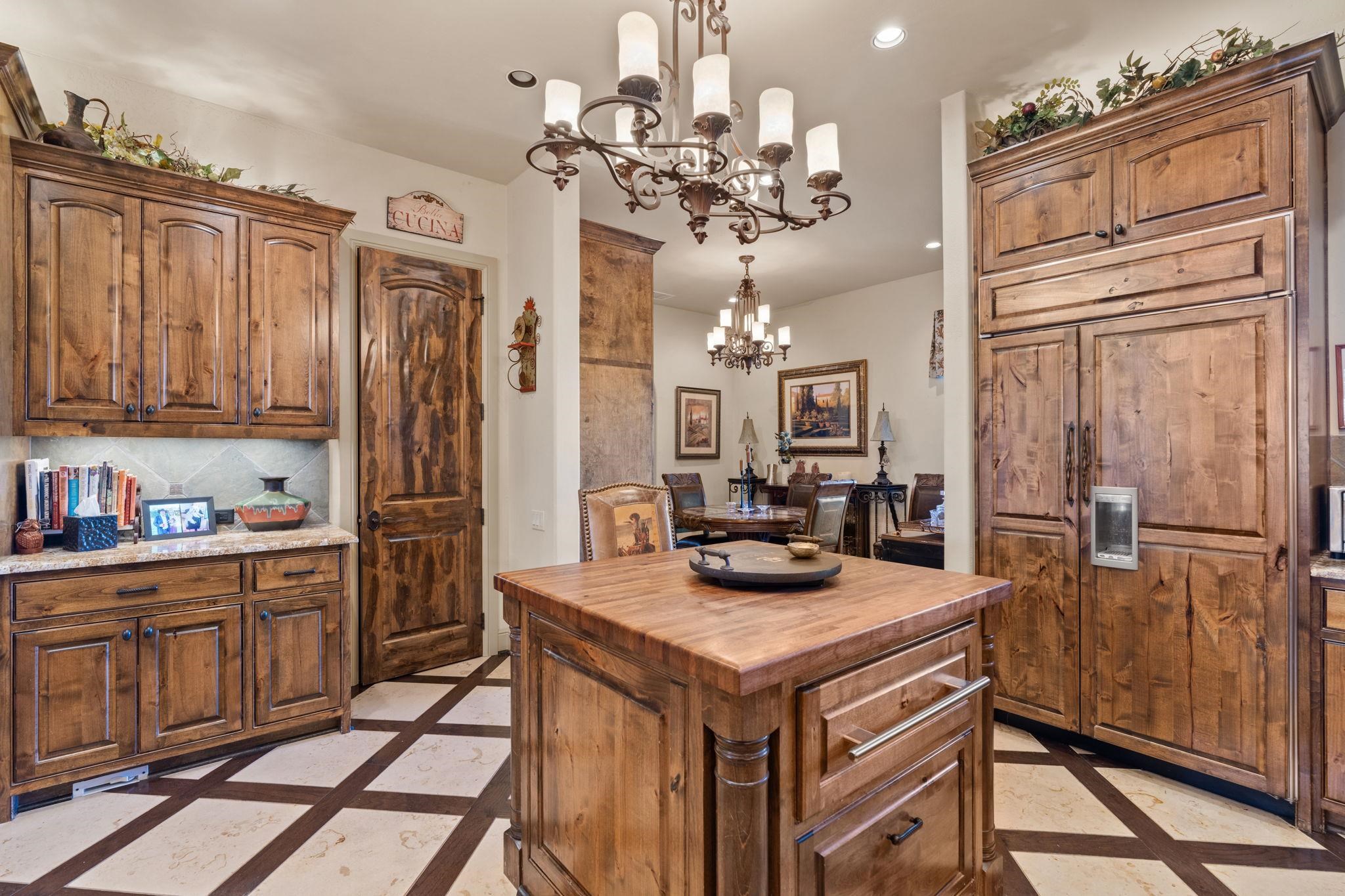 450 La Serena Loop Horseshoe Bay TX 78657