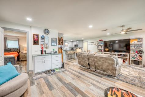 607 Thurman Circle Kingsland TX 78639