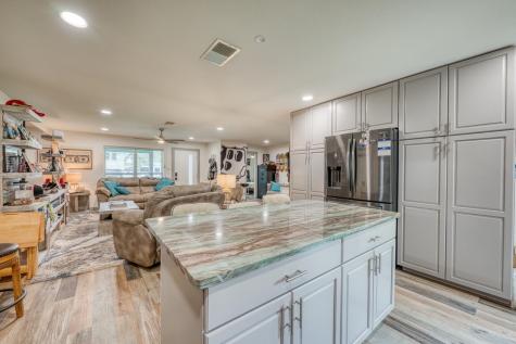 607 Thurman Circle Kingsland TX 78639