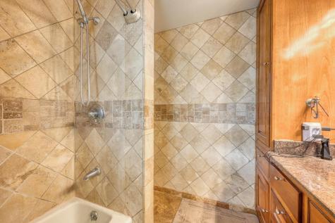 607 Thurman Circle Kingsland TX 78639
