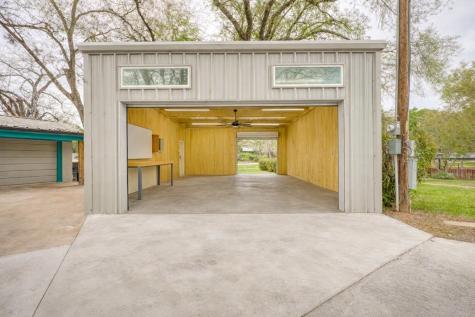 607 Thurman Circle Kingsland TX 78639