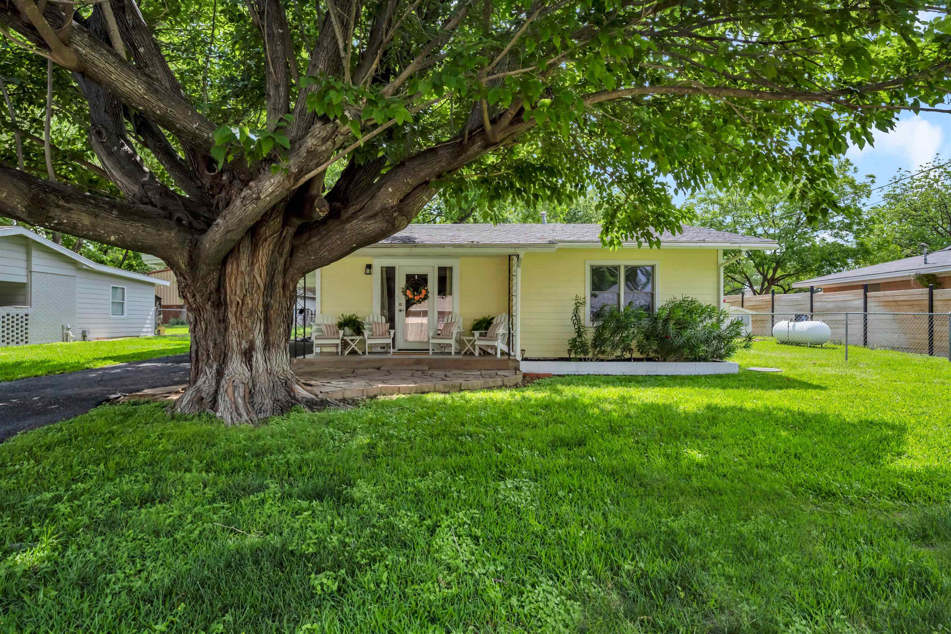 301 Riverside Drive Kingsland TX 78639