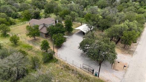 1706 Link Drive Kingsland TX 78639