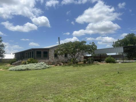 1109 Ashley Avenue Llano TX 78643