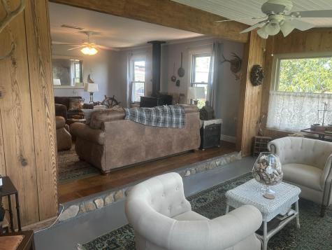 1109 Ashley Avenue Llano TX 78643