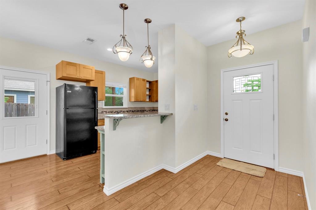 607 5th Street Marble Falls TX 78654